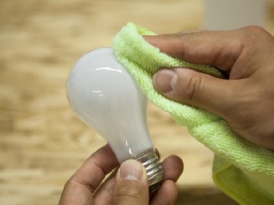 Cách bảo dưỡng và tăng tuổi thọ cho thiết bị điện dân dụng tại nhà